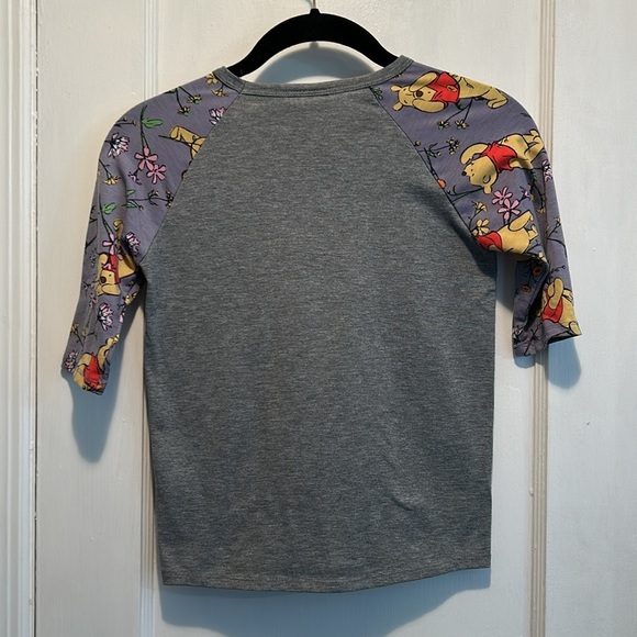 Lularoe Sloan Winnie the Pooh sleeve - size 6 - Picture 3 of 5